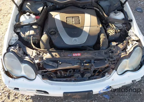 2006 Mercedes-Benz C 280 Luxury 4Matic из США, поврежденный, VIN WDBRF92H96F770179